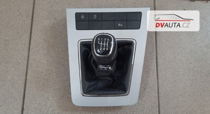 Rámeček a kryt řadící páky Octavia III